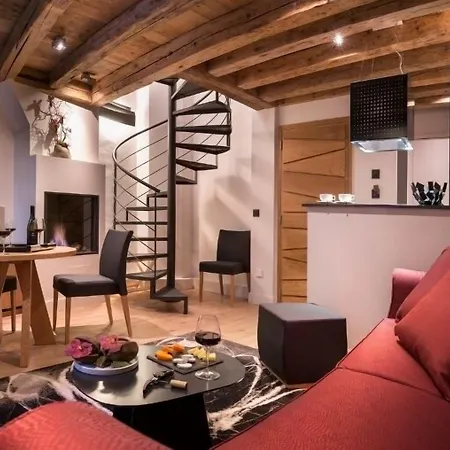 Les Loges Vieille Анси