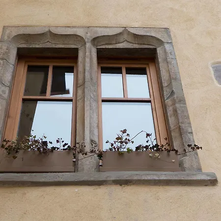 Les Loges Vieille Hotel 5*
