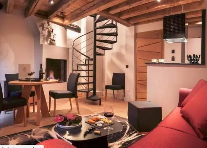 Hotel Les Loges Vieille 5*